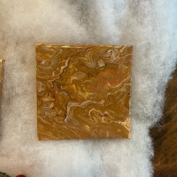 Set of 4 coasters Gold tones Hand painted Acrylic sealed w/resin Cork backing - Picture 2 of 6